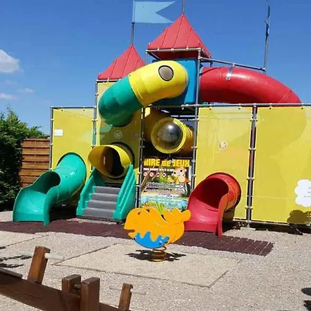 אתר קמפינג Mobil-home Confortable - 6 Pers. - Api-1-52-2167